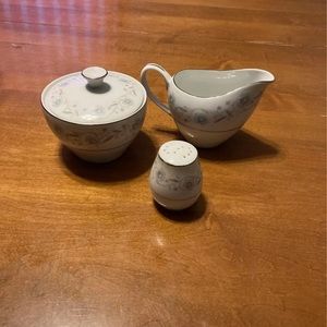 English garden fine china 1221 japan sugar and cream set with salt shaker